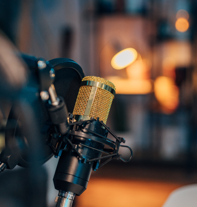 Como fazer o marketing de um podcast para advogados?
